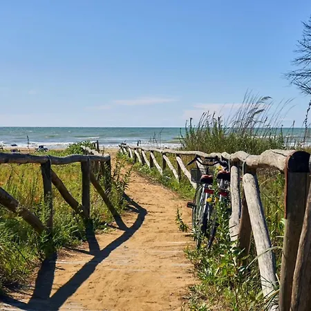 Functional For Five Guests In * Bibione